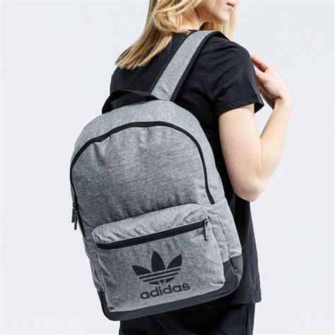 adidas roll up rucksack für damen grau|Graue adidas Rucksäcke für Damen .